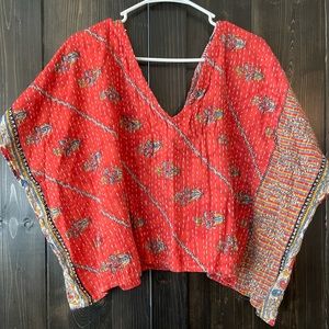 Kantha Bae V-Neck Crop